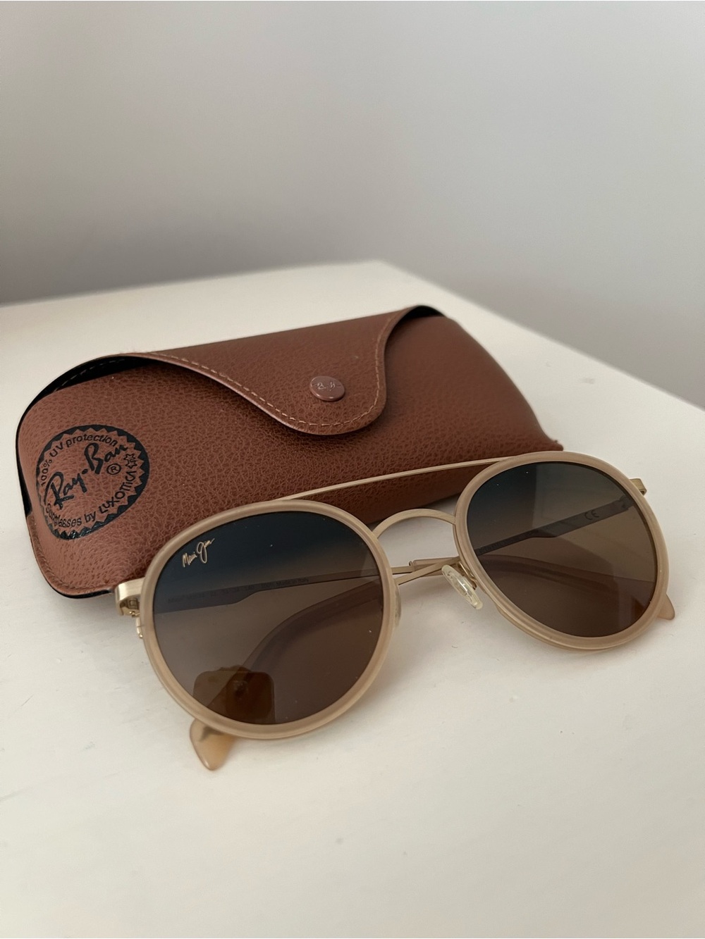 Maui Jim Aviator Round Sunglasses